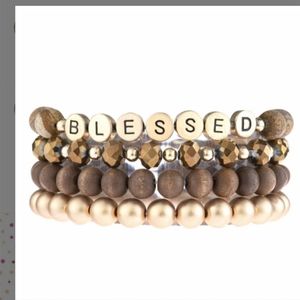 💝LAST ONE 💝💖💘 Riah Stacked Bracelet 💝💖💘💞